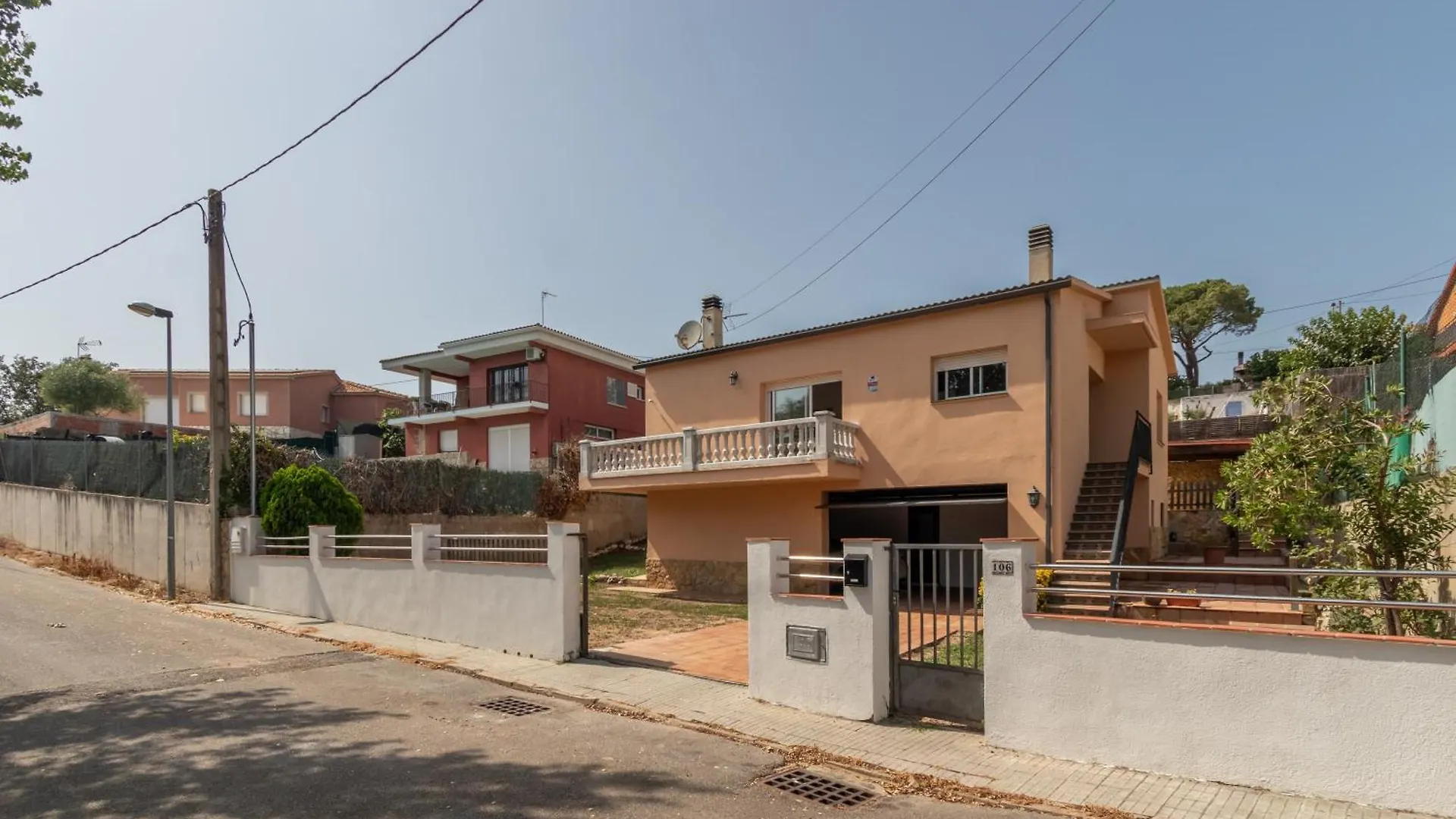 Vila Elisabet Vidreres 0*,